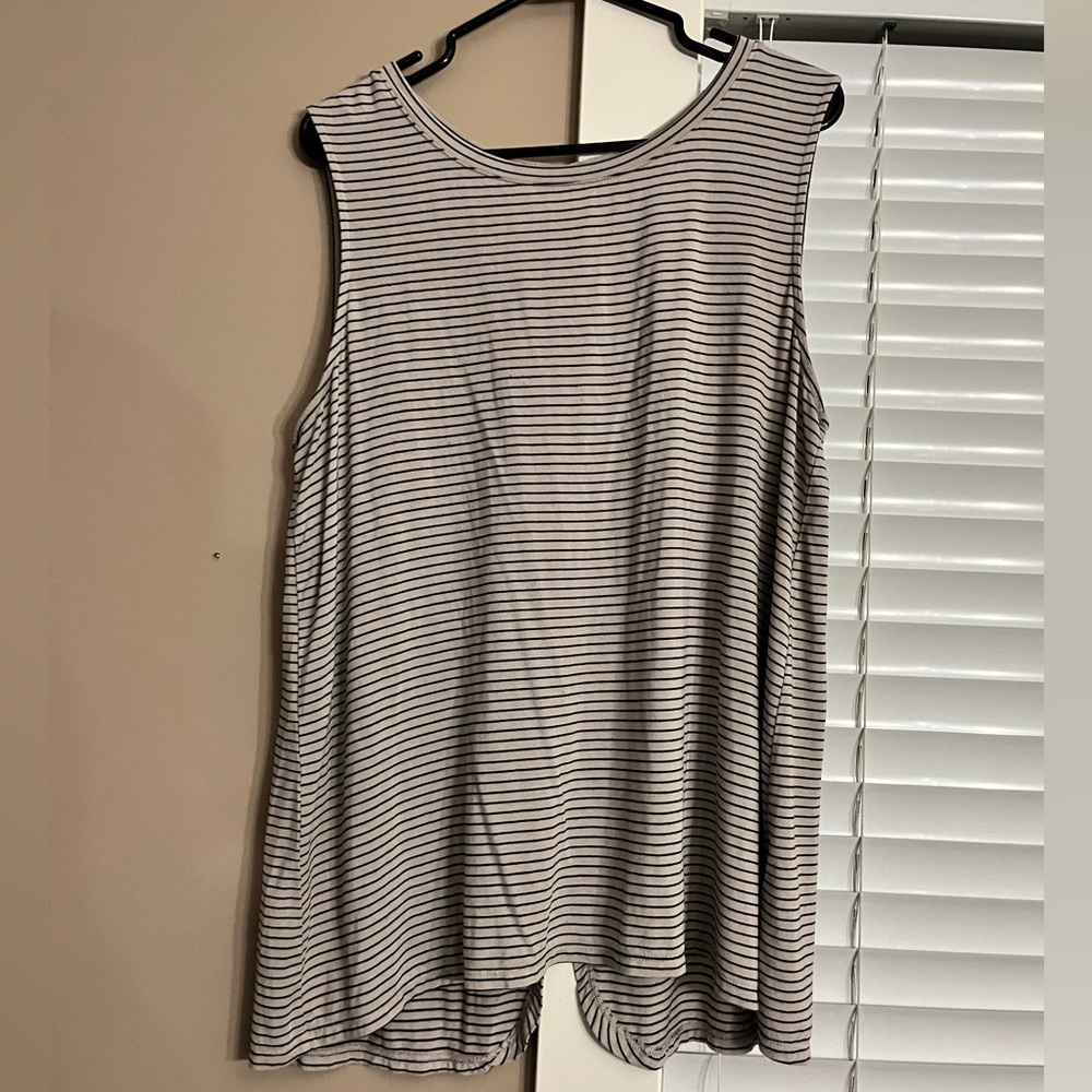 Size L old navy open back striped tank